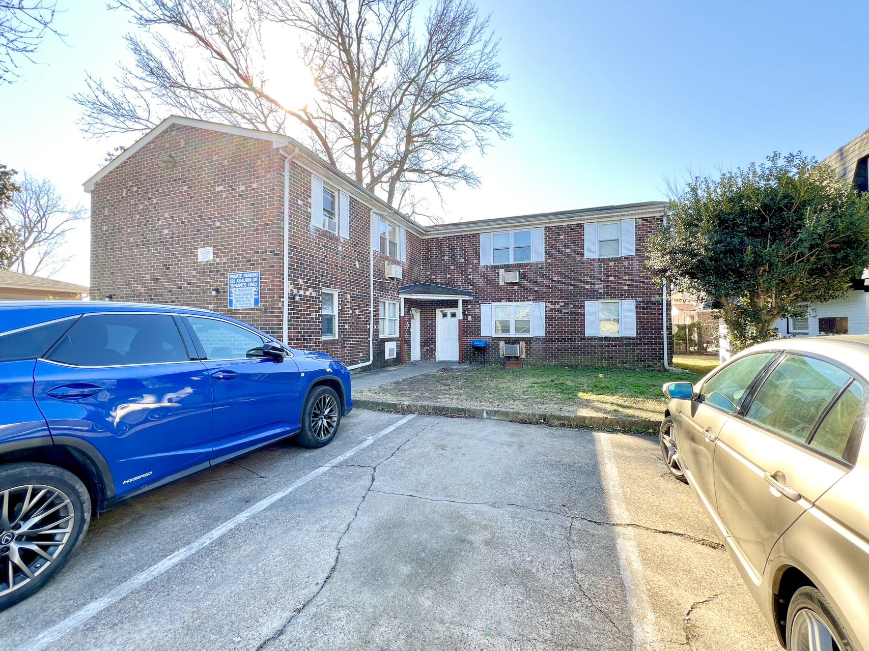 523 Ashlawn Drive - 1