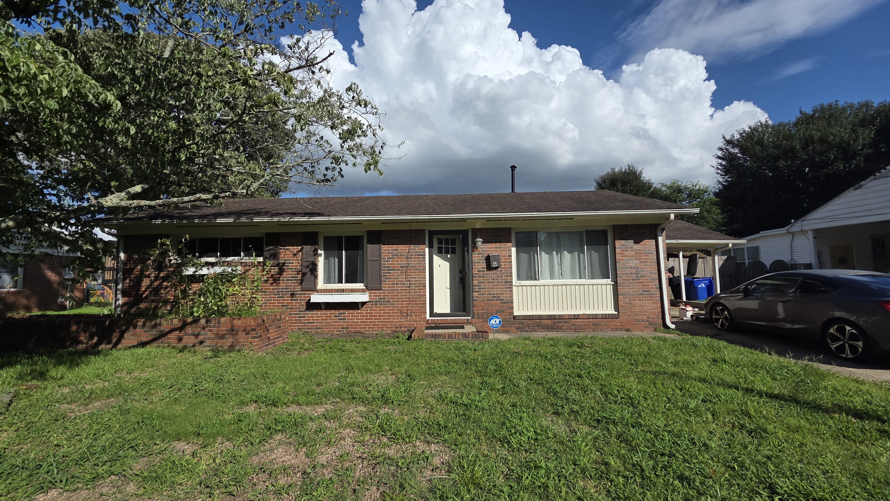 6 Rivercrest Drive