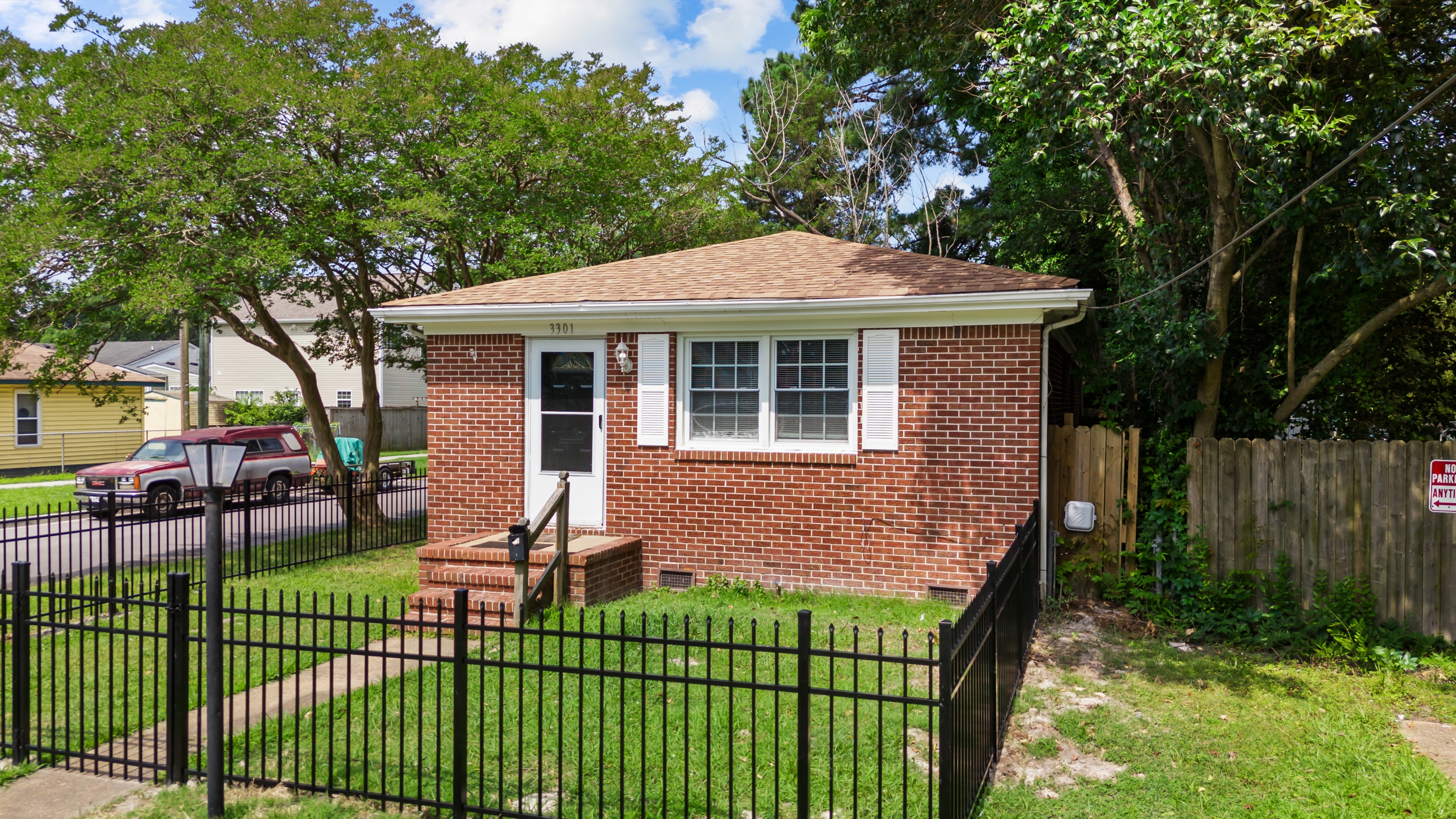 Property thumbnail image