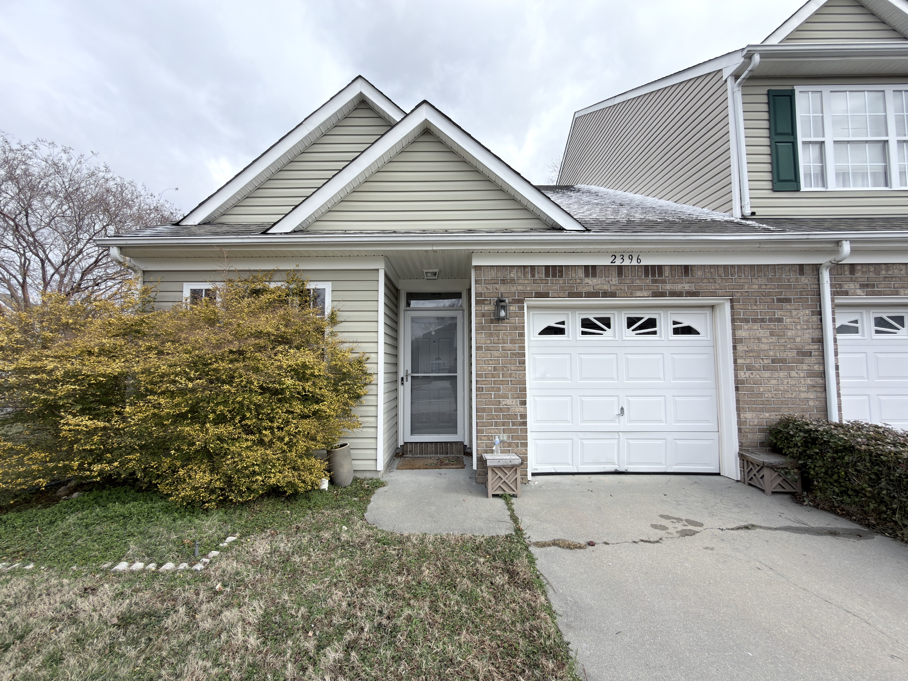 2396 Bizzone Circle - 1