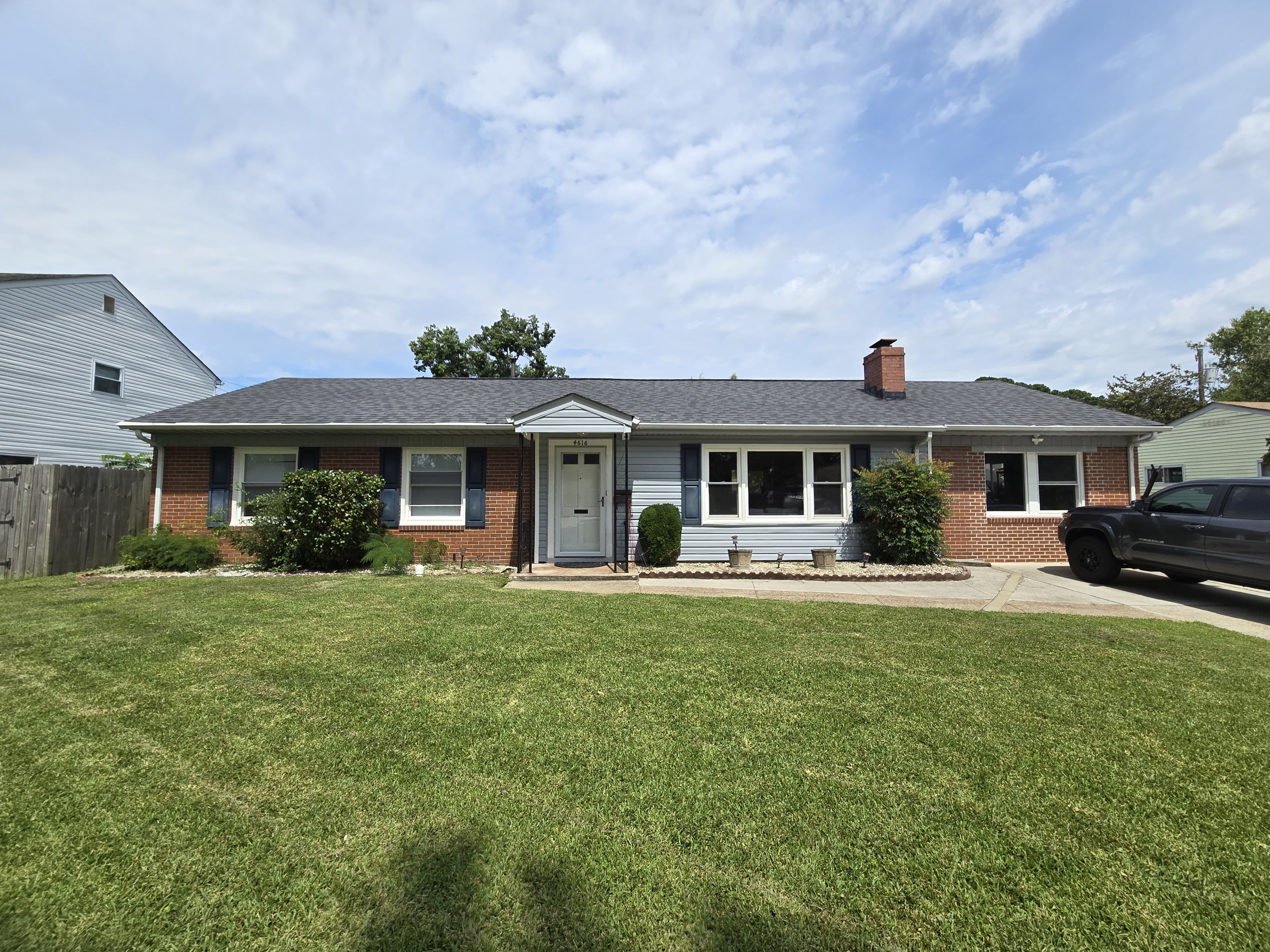 4616 Crown Point Lane