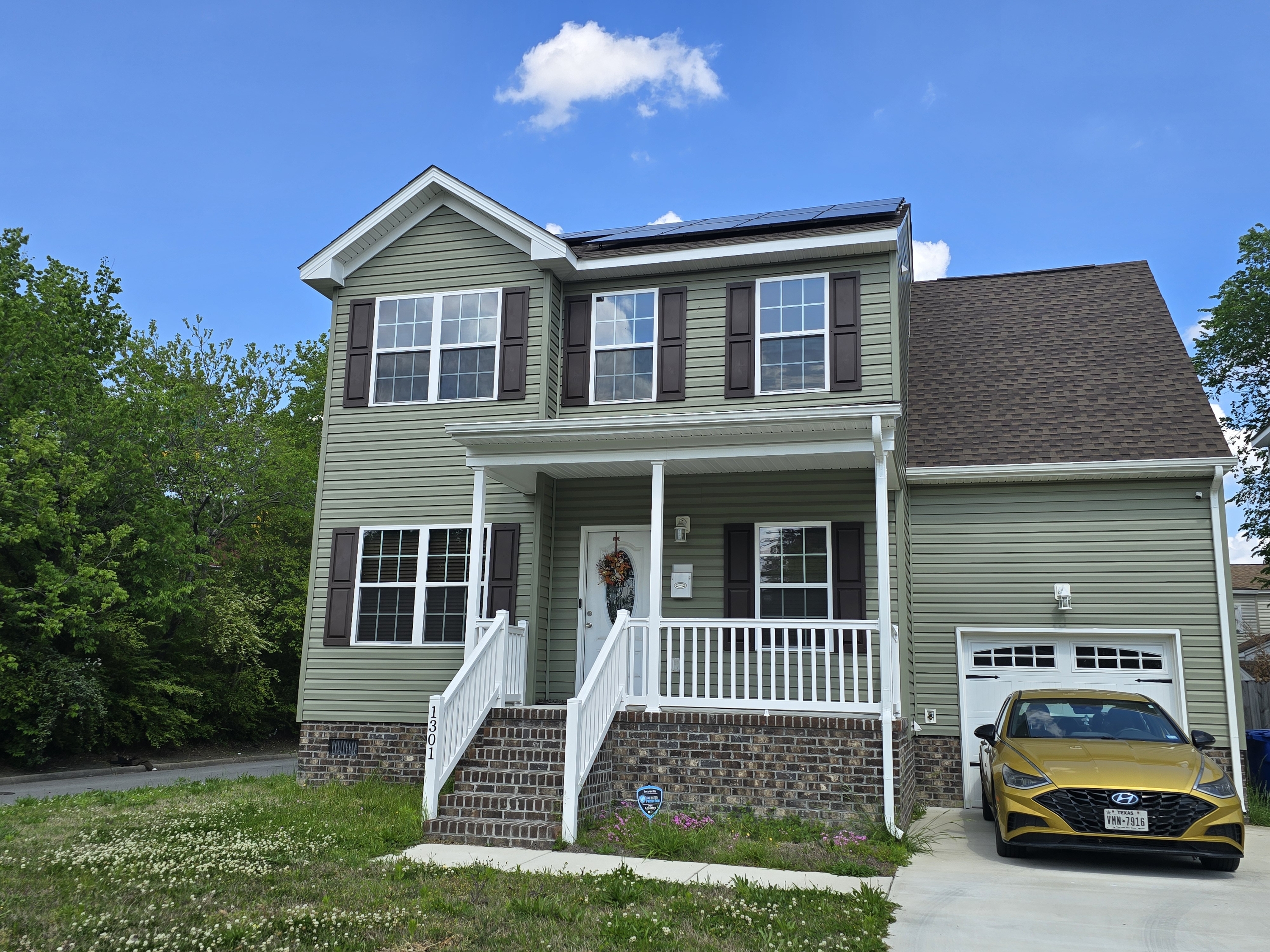 Property main image